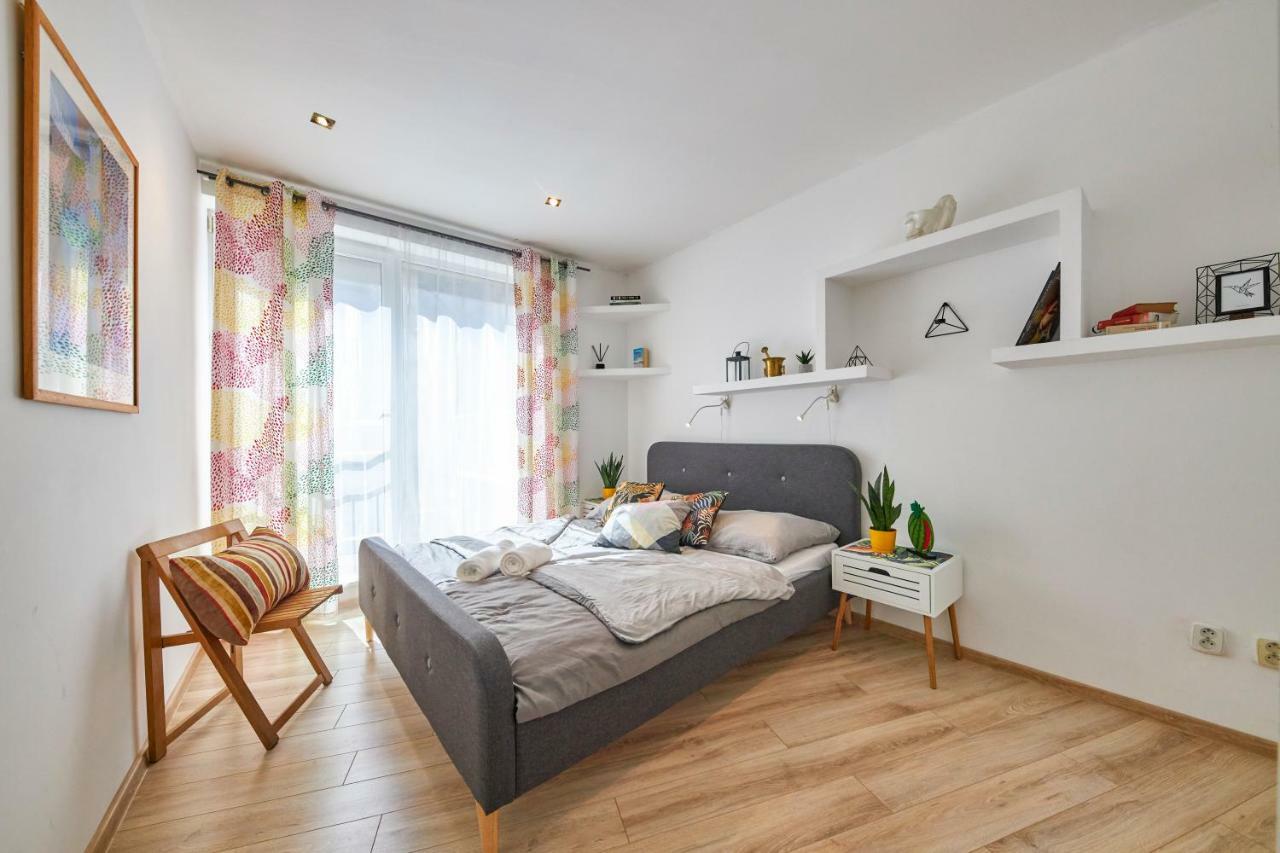 Pineapple Apartment Bratislava Extérieur photo